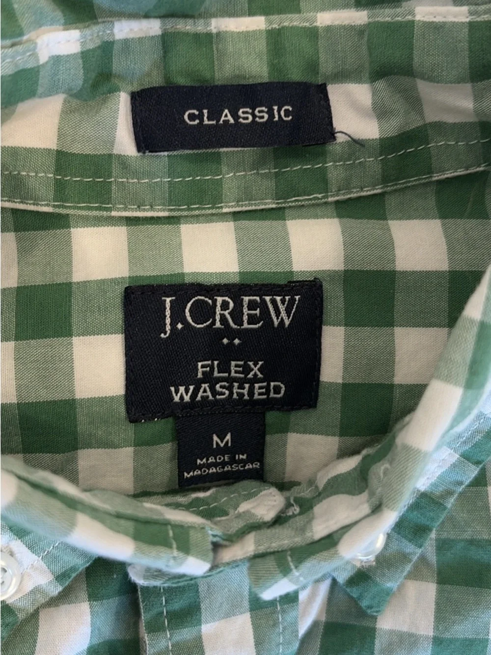 J. Crew classic fit Flex casual mens shirt. Green white plaid. Size medium.